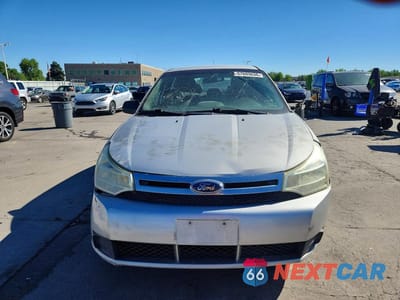 Piąte zdjęcie samochodu w środku: 2009 FORD FOCUS SE VIN:1FAHP35N39W194303 - miniatura