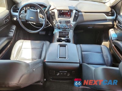 Zdjęcie 8 z 13 samochodu: 2017 CHEVROLET SUBURBAN K1500 LT VIN:1GNSKHKC9HR343820 - miniatura