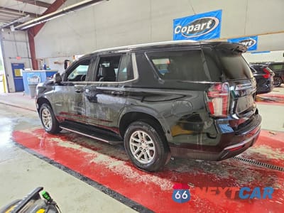 Drugie zdjęcie samochodu z przodu: 2023 CHEVROLET TAHOE K1500 LT VIN:1GNSKNKD5PR348762 - miniatura