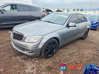 2010 MERCEDES-BENZ C 300 4MATIC WDDGF8BB8AR090897 - główne zdjęcie licytacji z USA - miniatura