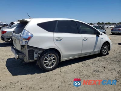 Trzecie zdjęcie samochodu z tyłu: 2014 TOYOTA PRIUS V THREE VIN:JTDZN3EU5E3312732 - miniatura