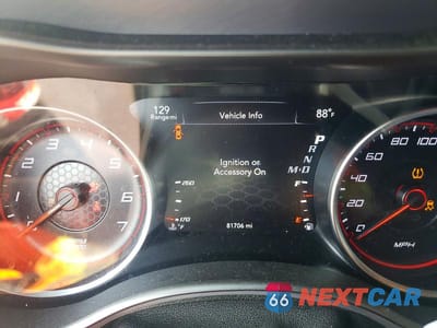 Zdjęcie 9 z 12 samochodu: 2019 DODGE CHARGER SCAT PACK VIN:2C3CDXGJ7KH701467 - miniatura