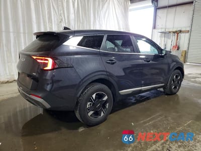 Trzecie zdjęcie samochodu z tyłu: 2026 KIA SPORTAGE LX VIN:5XYK2CDF1TG423784 - miniatura