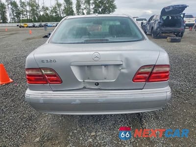 Zdjęcie 6 z 12 samochodu: 2002 MERCEDES-BENZ E 320 VIN:WDBJF65J82B477322 - miniatura