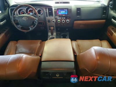 Zdjęcie 8 z 13 samochodu: 2011 TOYOTA TUNDRA CREWMAX LIMITED VIN:5TFHY5F1XBX167436 - miniatura