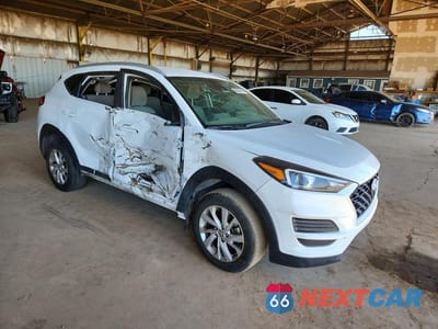 Czwarte zdjęcie samochodu z boku: 2020 HYUNDAI TUCSON VALUE VIN:KM8J33A49LU214542 - miniatura