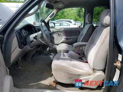 Zdjęcie 7 z 12 samochodu: 2002 TOYOTA TACOMA XTRACAB VIN:5TEWN72N92Z126504 - miniatura
