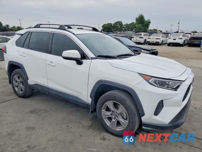Czwarte zdjęcie samochodu z boku: 2024 TOYOTA RAV4 XLE VIN:2T3W1RFV0RC291091 - miniatura