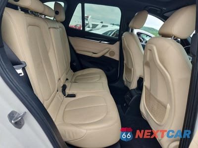 Zdjęcie 10 z 12 samochodu: 2018 BMW X1 SDRIVE28I VIN:WBXHT3C33J5K21133 - miniatura
