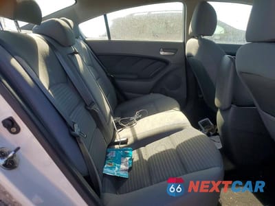 Zdjęcie 10 z 12 samochodu: 2017 KIA FORTE LX VIN:3KPFL4A75HE052778 - miniatura