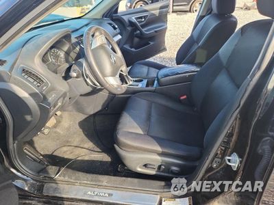 Zdjęcie 7 z 12 samochodu: 2017 NISSAN ALTIMA 2.5 SR VIN:1N4AL3AP8HC472200 - miniatura