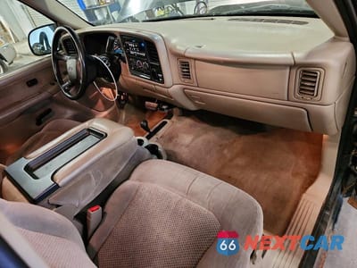 Zdjęcie 8 z 12 samochodu: 2002 CHEVROLET SILVERADO K1500 VIN:1GCEK14T92Z219760 - miniatura