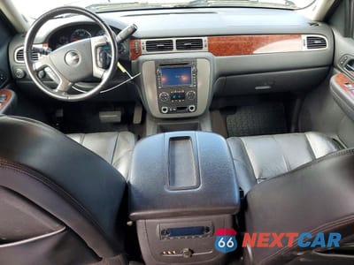 Zdjęcie 8 z 12 samochodu: 2009 GMC SIERRA K3500 SLT VIN:1GTHK936X9F139371 - miniatura