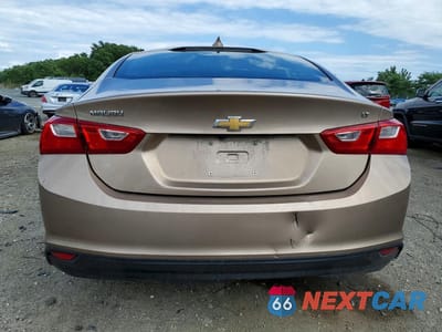 Zdjęcie 6 z 12 samochodu: 2018 CHEVROLET MALIBU 3LT VIN:1G1ZD5ST3JF125971 - miniatura