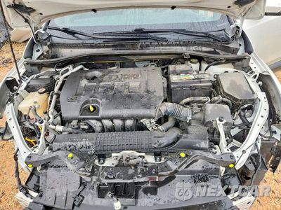 Zdjęcie 12 z 14 samochodu: 2019 TOYOTA C-HR LE VIN:JTNKHMBX9K1026950 - miniatura