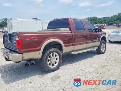 Trzecie zdjęcie samochodu z tyłu: 2008 FORD F250 SUPER DUTY VIN:1FTSW21R08EB12179 - miniatura