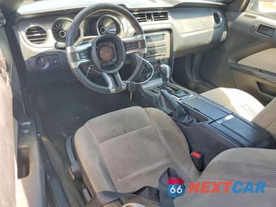 Zdjęcie 8 z 12 samochodu: 2014 FORD MUSTANG VIN:1ZVBP8EMXE5297073 - miniatura
