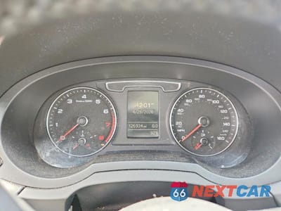 Zdjęcie 9 z 13 samochodu: 2017 AUDI Q3 PREMIUM PLUS VIN:WA1JCCFSXHR006489 - miniatura
