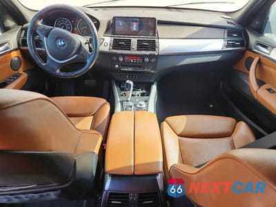 Zdjęcie 8 z 12 samochodu: 2009 BMW X5 XDRIVE48I VIN:5UXFE83529L169609 - miniatura