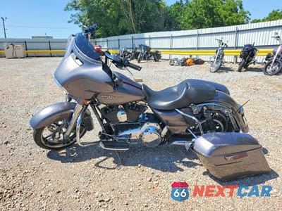 Trzecie zdjęcie samochodu z tyłu: 2015 HARLEY-DAVIDSON FLHXS STREET GLIDE SPECIAL VIN:1HD1KRM11FB697342 - miniatura