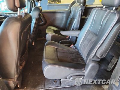 Zdjęcie 11 z 13 samochodu: 2015 DODGE GRAND CARAVAN SXT VIN:2C4RDGCG2FR652050 - miniatura