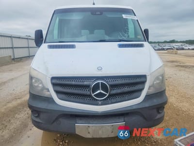 Piąte zdjęcie samochodu w środku: 2014 MERCEDES BENZ SPRINTER 2500 VIN:WD3PE7DC7E5834848 - miniatura