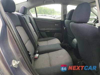Zdjęcie 10 z 12 samochodu: 2007 MAZDA 3 I VIN:JM1BK32F271640561 - miniatura