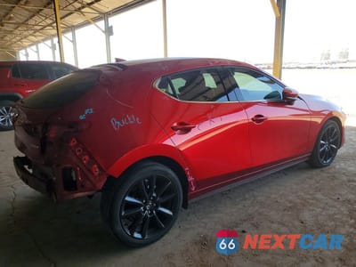 Trzecie zdjęcie samochodu z tyłu: 2022 MAZDA 3 PREMIUM VIN:JM1BPAML7N1519840 - miniatura