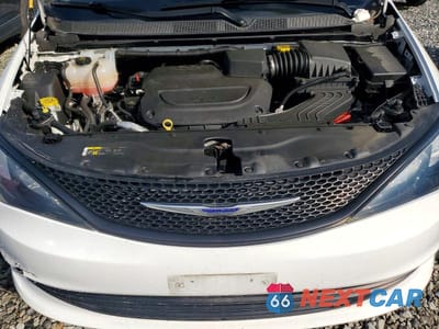 Zdjęcie 12 z 14 samochodu: 2020 CHRYSLER VOYAGER L VIN:2C4RC1AG7LR108836 - miniatura