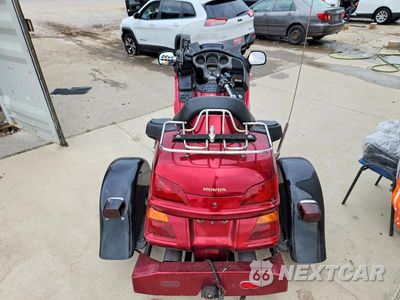 Zdjęcie 6 z 9 samochodu: 2003 HONDA GL1800 VIN:1HFSC47003A205187 - miniatura