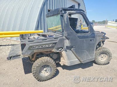 Czwarte zdjęcie samochodu z boku: 2020 POLARIS RANGER 1000 UTILITY VEHICLE VIN:3NSTAE991LN944795 - miniatura
