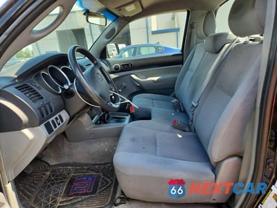 Zdjęcie 7 z 12 samochodu: 2008 TOYOTA TACOMA BASE VIN:5TEPX42N88Z572780 - miniatura