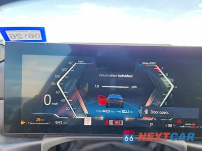 Zdjęcie 9 z 12 samochodu: 2023 BMW 330I VIN:3MW69FF08P8D45557 - miniatura