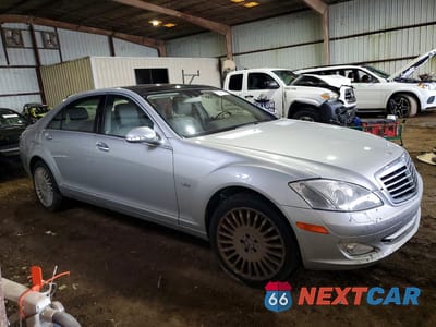 Czwarte zdjęcie samochodu z boku: 2007 MERCEDES-BENZ S 600 VIN:WDDNG76X87A089759 - miniatura