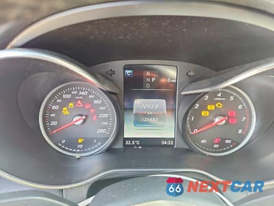 Zdjęcie 9 z 13 samochodu: 2018 MERCEDES-BENZ C 300 4MATIC VIN:55SWF4KB8JU275647 - miniatura