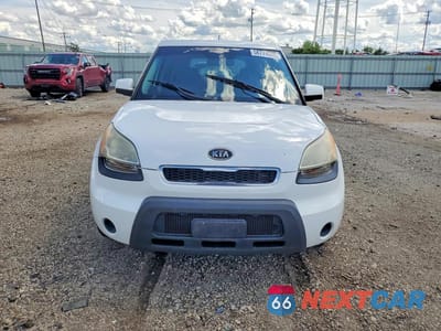 Piąte zdjęcie samochodu w środku: 2010 KIA SOUL +/!/SPORT VIN:KNDJT2A21A7166141 - miniatura