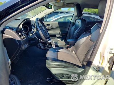Zdjęcie 7 z 14 samochodu: 2020 JEEP COMPASS LATITUDE VIN:3C4NJDBBXLT173329 - miniatura