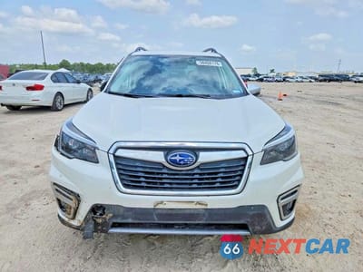 Piąte zdjęcie samochodu w środku: 2021 SUBARU FORESTER TOURING VIN:JF2SKAXC7MH546697 - miniatura