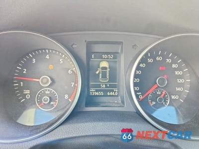 Zdjęcie 9 z 12 samochodu: 2010 VOLKSWAGEN GOLF VIN:WVWAB7AJ2AW300362 - miniatura