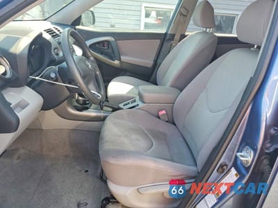 Zdjęcie 7 z 13 samochodu: 2006 TOYOTA RAV4 BASE VIN:JTMBD33V166009334 - miniatura