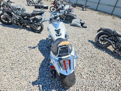 Czwarte zdjęcie samochodu z boku: 2007 SUZUKI VZR1800 VIN:JS1VY53A572104315 - miniatura