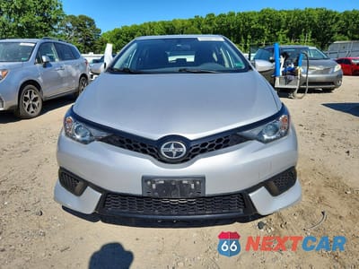 Piąte zdjęcie samochodu w środku: 2016 SCION IM BASE VIN:JTNKARJE8GJ520225 - miniatura