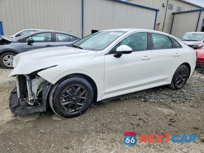 2025 KIA K5 LXS KNAG24J71S5325089 - główne zdjęcie licytacji z USA - miniatura