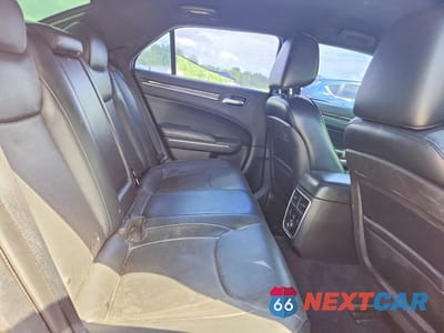 Zdjęcie 10 z 12 samochodu: 2014 CHRYSLER 300C VIN:2C3CCAKT9EH170057 - miniatura