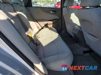 Zdjęcie 10 z 12 samochodu: 2018 CHEVROLET MALIBU LS VIN:1G1ZB5ST7JF288161 - miniatura