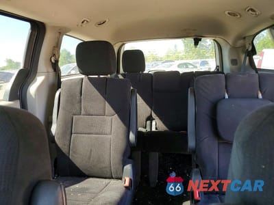 Zdjęcie 10 z 13 samochodu: 2011 DODGE GRAND CARAVAN EXPRESS VIN:2D4RN4DGXBR673669 - miniatura