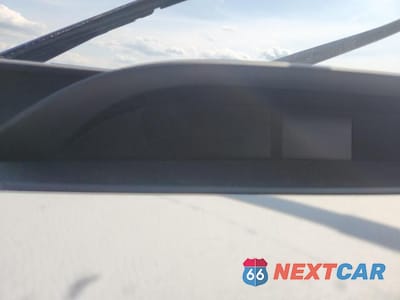 Zdjęcie 9 z 12 samochodu: 2022 TOYOTA PRIUS XLE AWD-E VIN:JTDL9MFU2N3034452 - miniatura