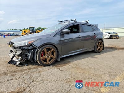 2016 FORD FOCUS ST 1FADP3L97GL206942 - główne zdjęcie licytacji z USA - miniatura