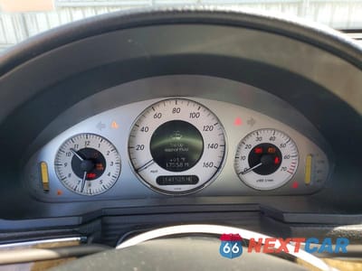 Zdjęcie 9 z 12 samochodu: 2008 MERCEDES-BENZ E 350 VIN:WDBUF56X68B221229 - miniatura