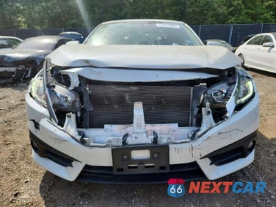 Piąte zdjęcie samochodu w środku: 2018 HONDA CIVIC EX VIN:JHMFC1F34JX003077 - miniatura